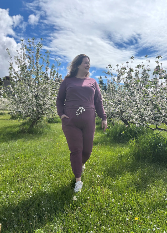 Everyday Crop Sweatshirt in Rose Pink