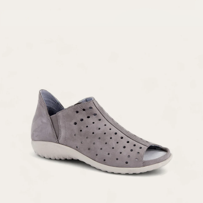 Hikoi-_Smoke_Gray_Nubuck_42feb1bc-c4c7-4cec-ba22-4bd89efa049c