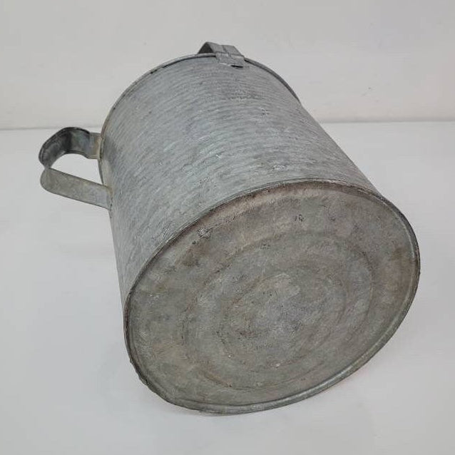 galvanized metal pouring can gsw