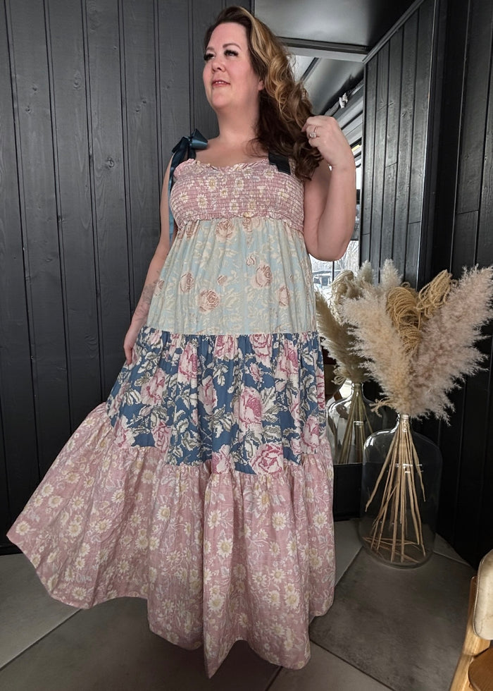 Bluebell Maxi in Antique Combo