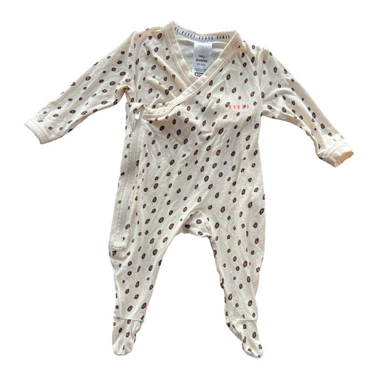 Bonds suit small newborn