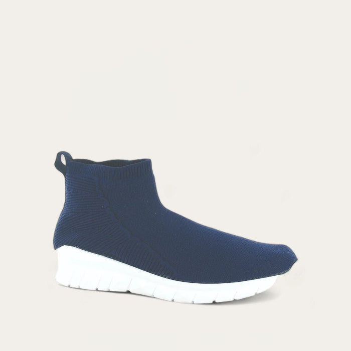 CALLISTO-NAVY-1_57d1d2b4-ce24-44bc-93c6-5e973311cf70