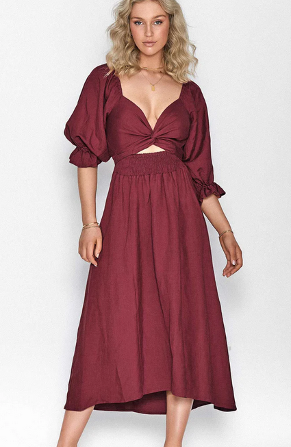 Plus size friendly midi dress that looks like a matching set. Plus size reversible dress. | Plus Size Sustainable Fashion