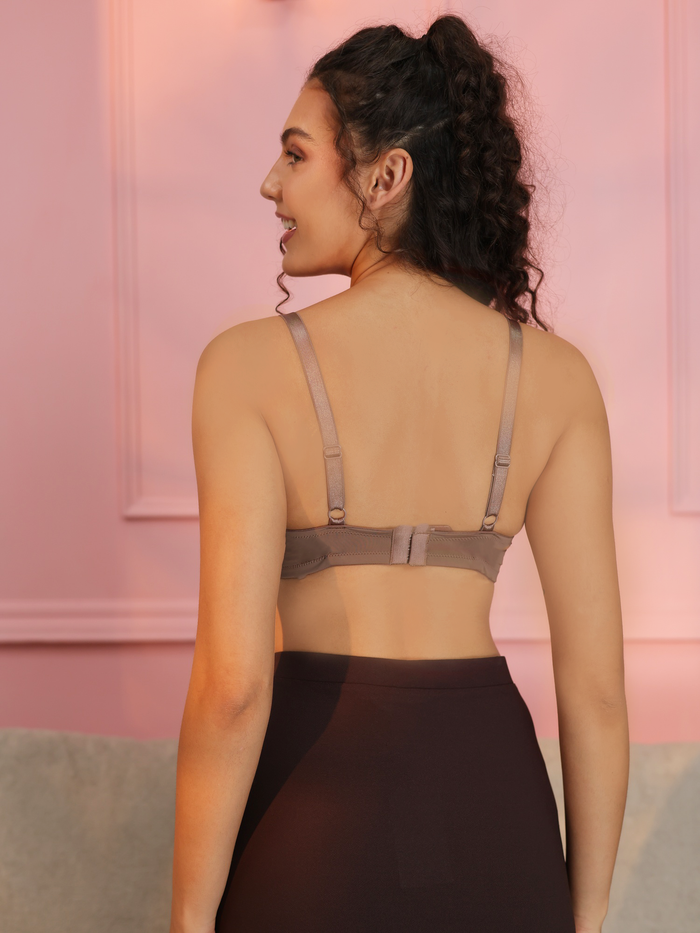 Chelvet Underwired Medium Coverage Bra