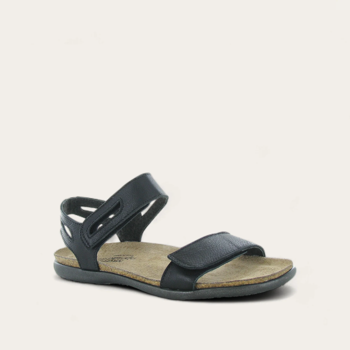 Courtney-_Soft_Black_Lthr_e1776830-7524-42ad-9338-b27b66d06766
