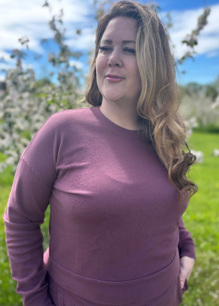 Everyday Crop Sweatshirt in Rose Pink