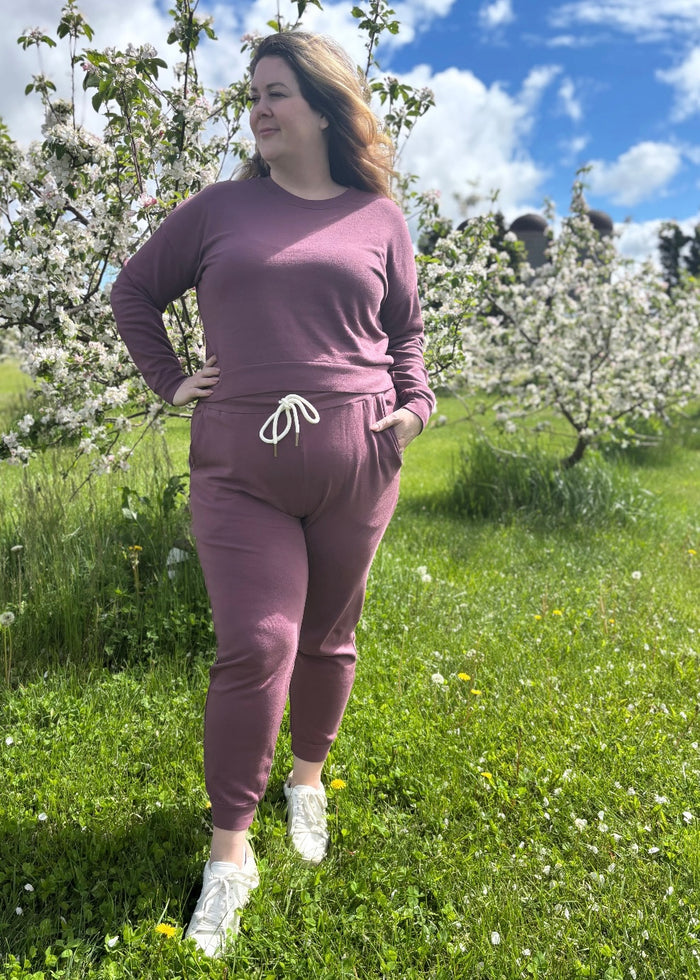 Everyday Crop Sweatshirt in Rose Pink