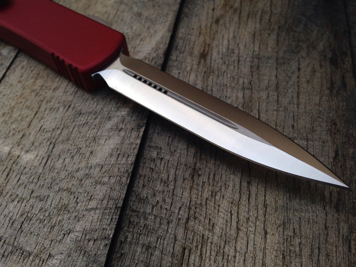 Microtech Ultratech  D/E OTF Automatic (3.4" Stone Washed) 122-10RD - GearBarrel.com