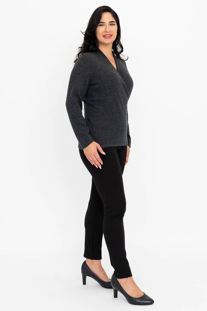 New York Cashmere Sweater in Charcoal