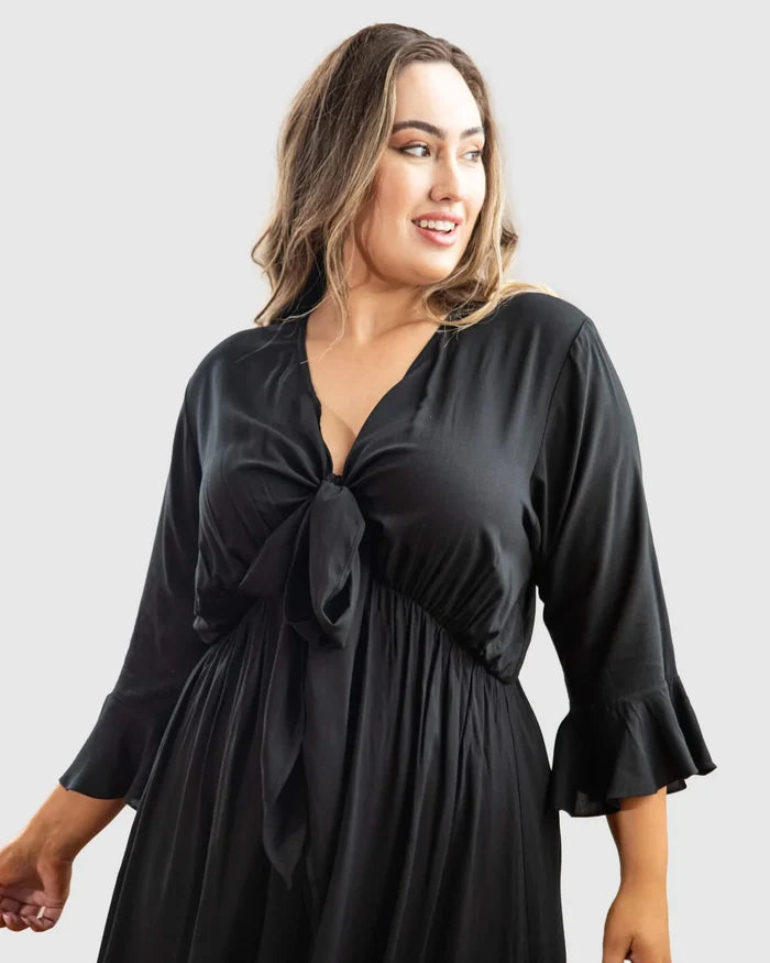 Nicole Maxi Dress in Black  | Plus Size Sustainable Fashion