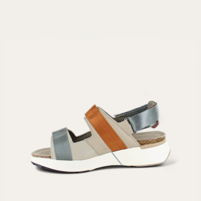 odyssey_beige_2_c57149e6-bb62-44ed-a0d9-cfe5010ca825