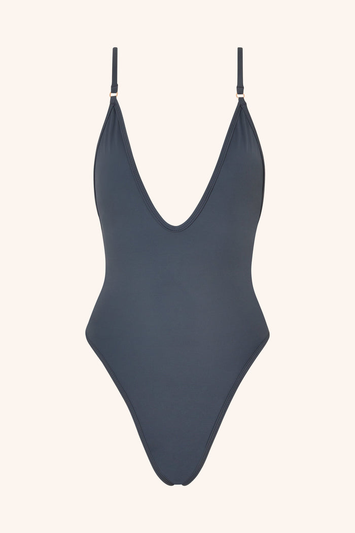 So Chic XS / Storm One Piece Plum