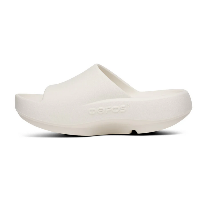 OOFOS Women's OOahh PLUS - Chalk