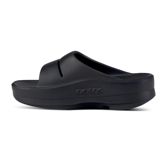 OOFOS Women's OOmega OOahh Slide - Black