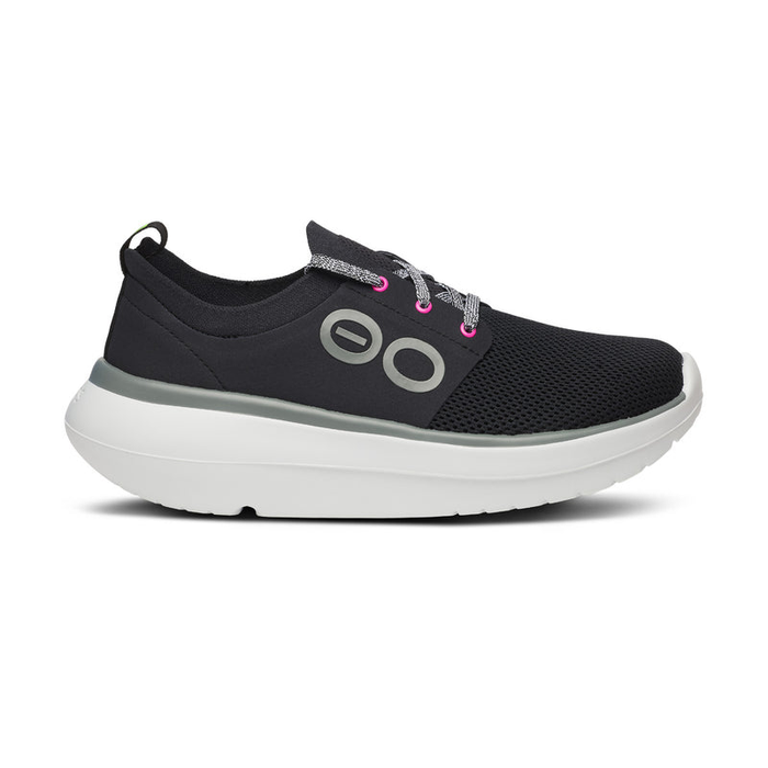 OOFOS Women's OOmy Stride Shoe - White/Black