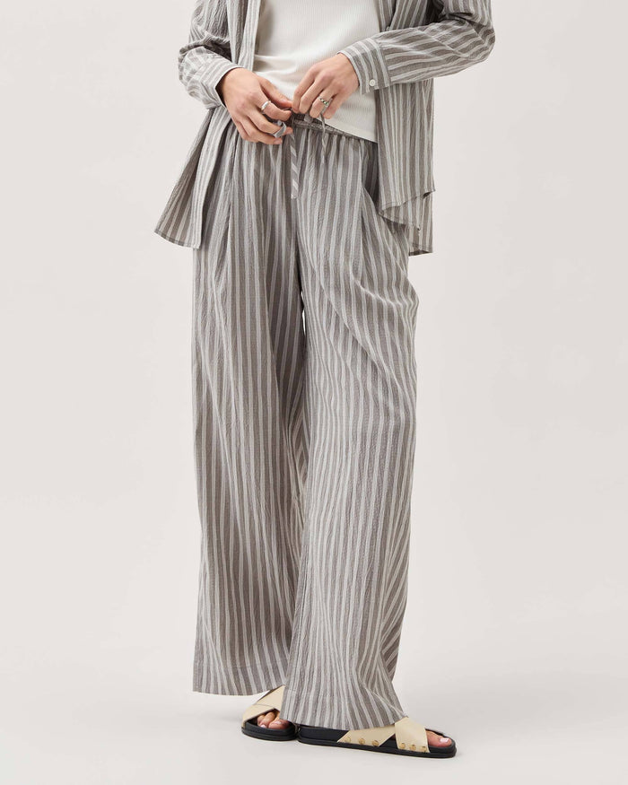 Richer Poorer - Palermo Pant - Black Stripe -