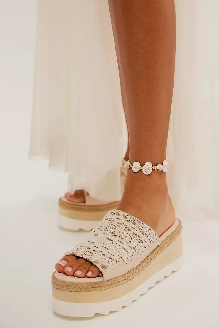 Santorini Espadrille Sandals in Plaster
