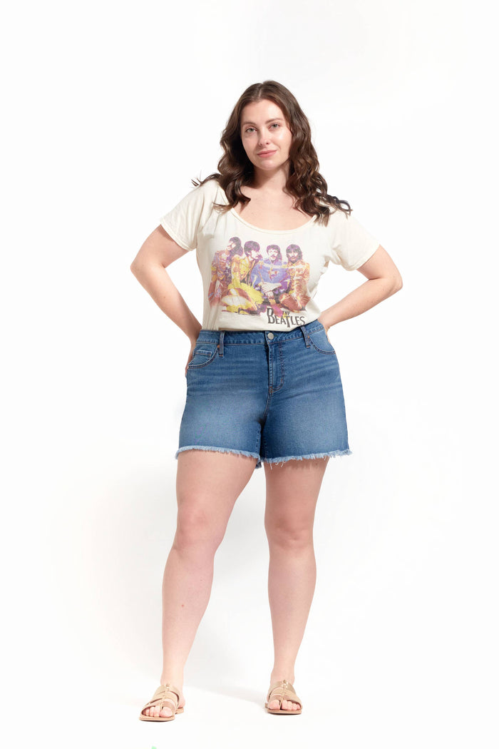 Sustainable Denim Jean Shorts w/ Fray Hem