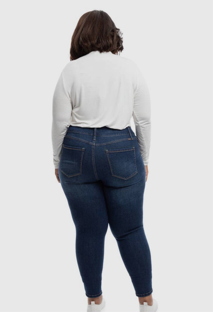 Plus size sustainable denim skinny jeans