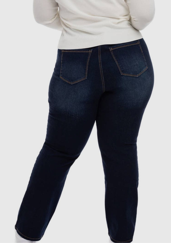 Plus size sustainable denim in bootcut