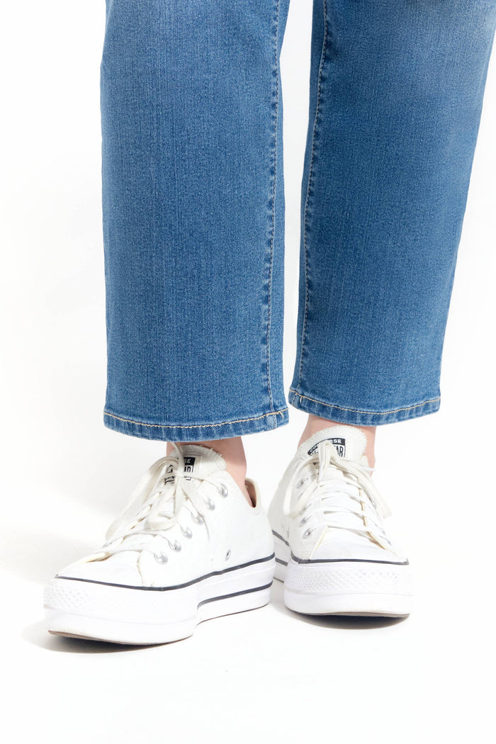Sustainable Straight Leg Jean