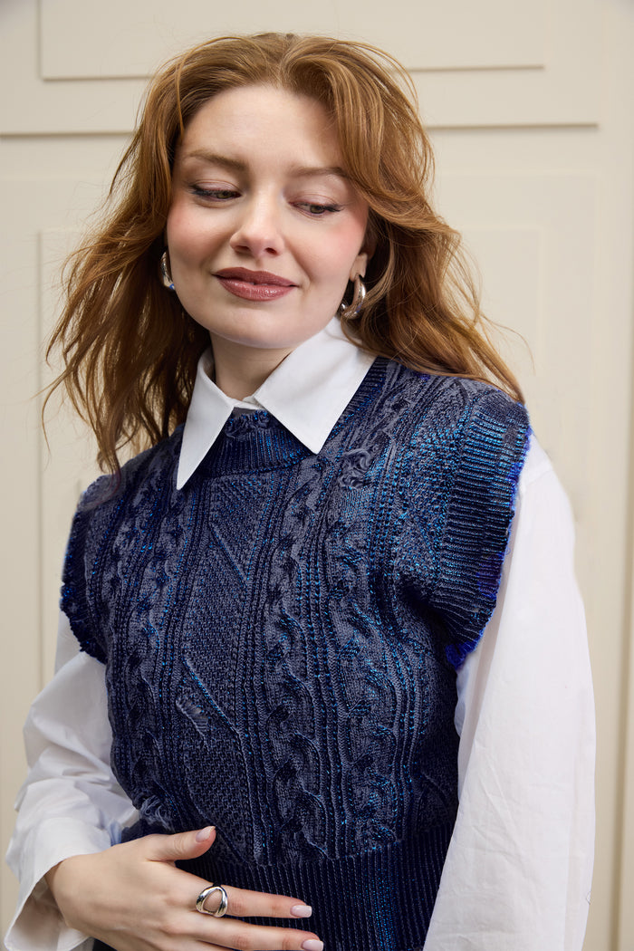 Sweater Vest in Navy Blue