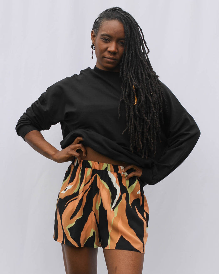Tennie Shorts in Wavy Stripes