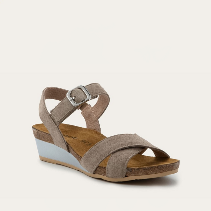 THRONE_ALMOND_SUEDE_2