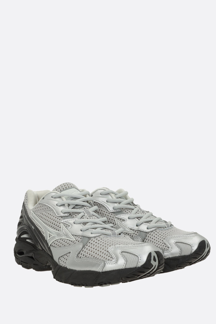 Wave Rider 10 sneakers