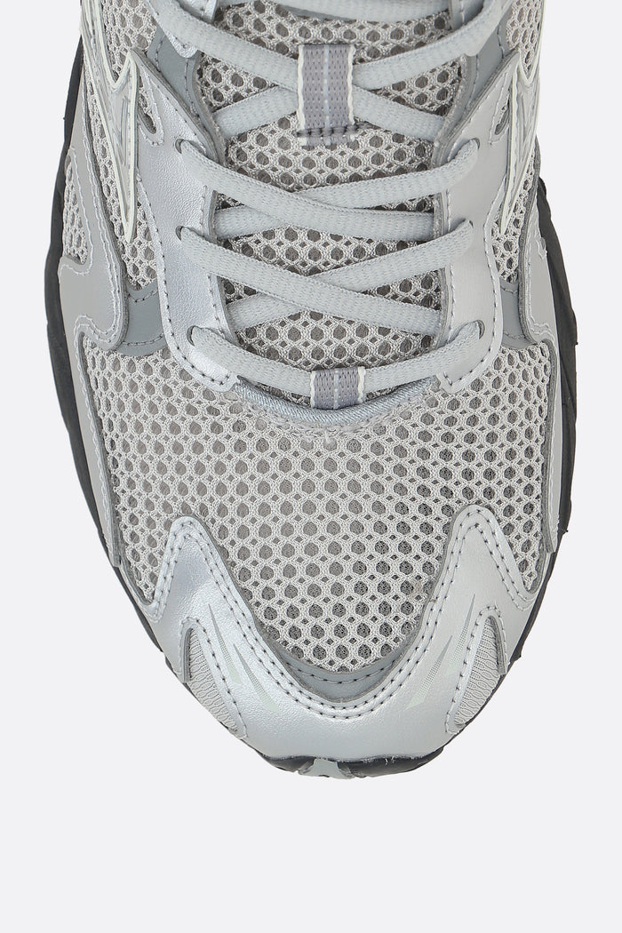 Wave Rider 10 sneakers